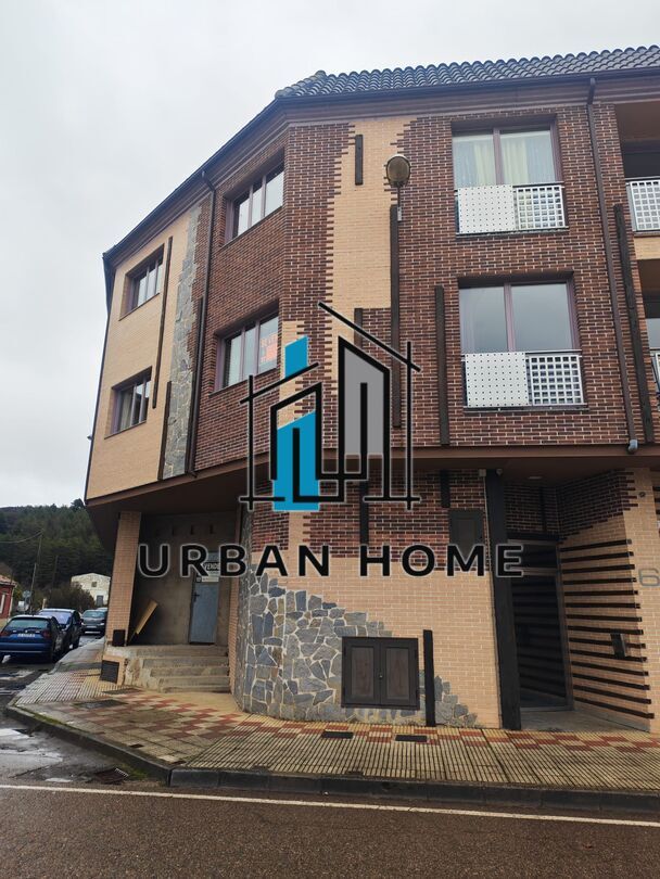 Exterior view of Attic for sale in Villaquilambre