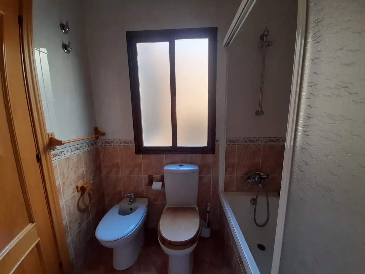 Baño de Piso en venta en Puertollano con Calefacción y Piscina comunitaria
