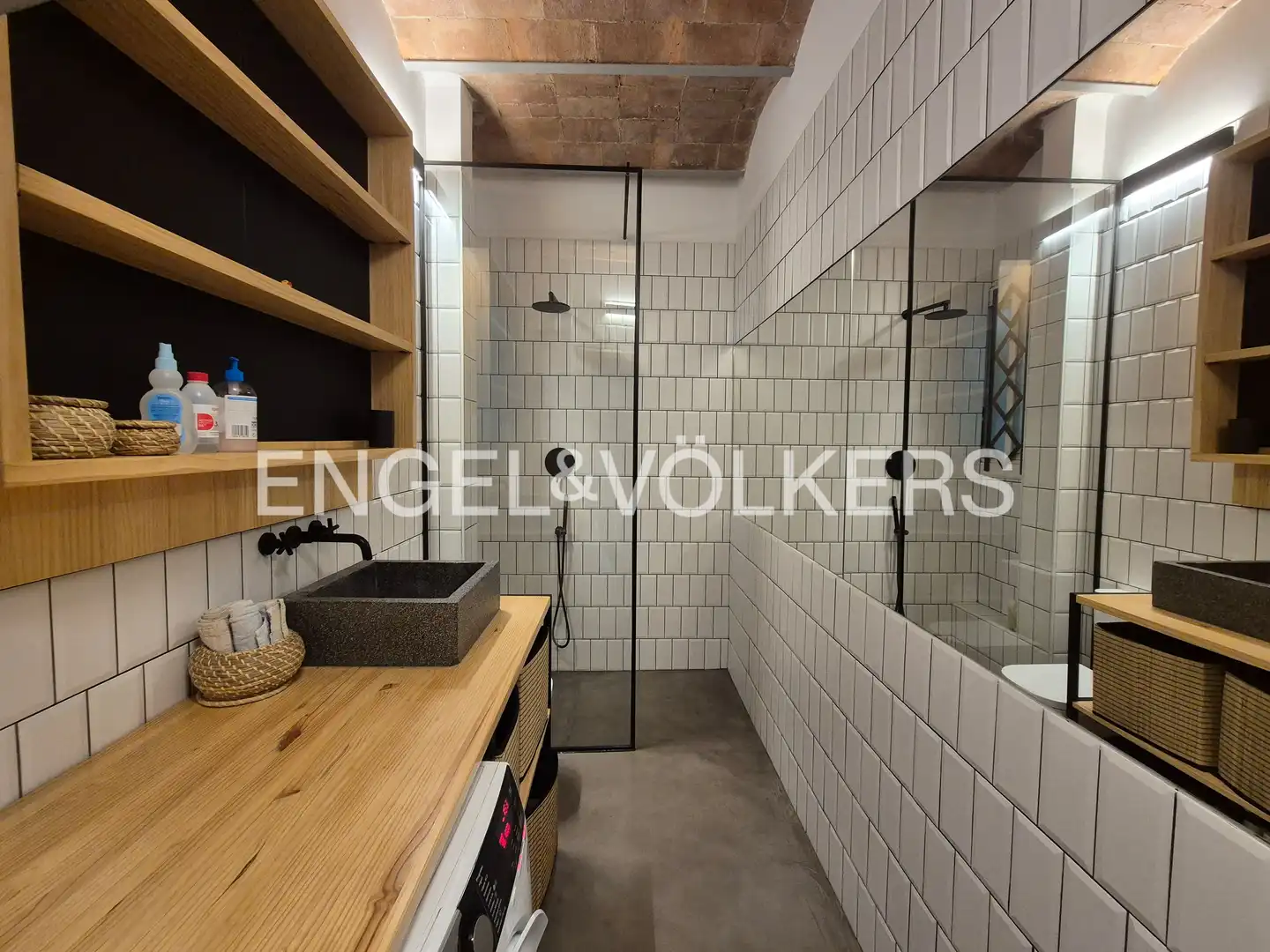 Küche von Wohnung zum Verkauf in  Barcelona Capital mit Heizung und Balkon