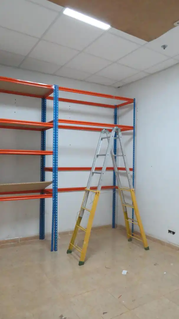 Local comercial en venda a Centro, imagen 2