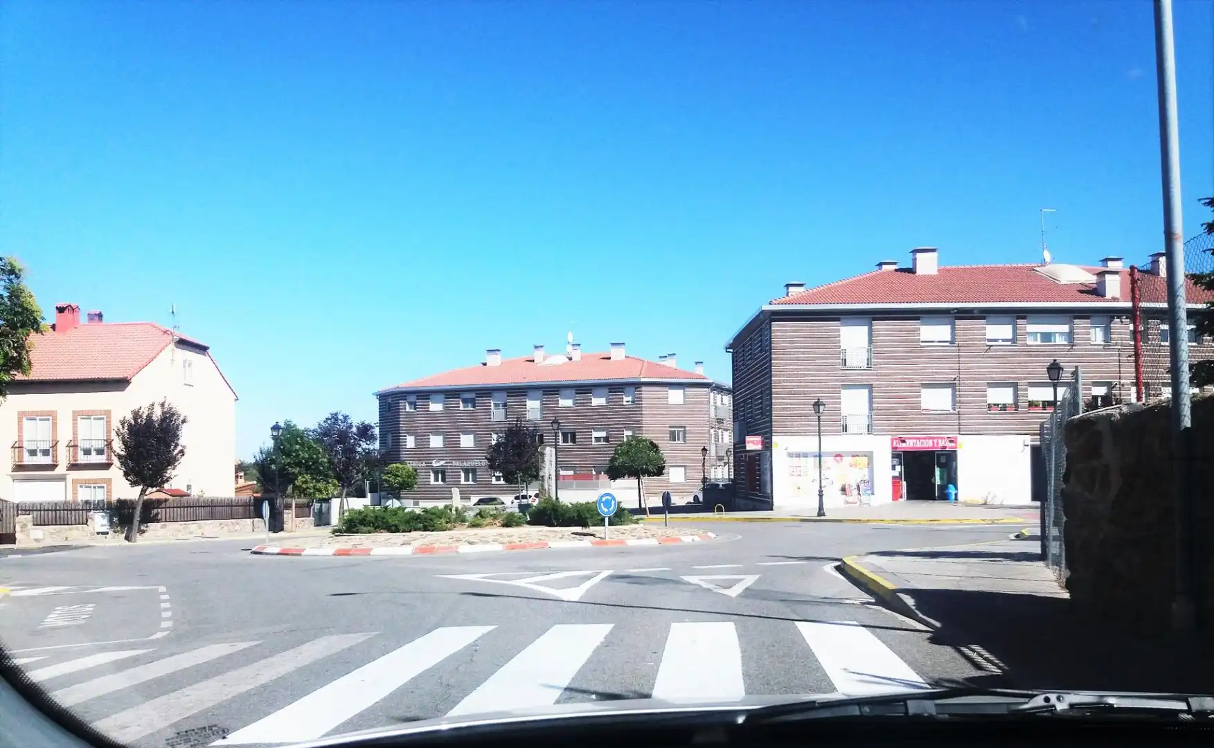 Vista exterior de Residencial en venda en Palazuelos de Eresma