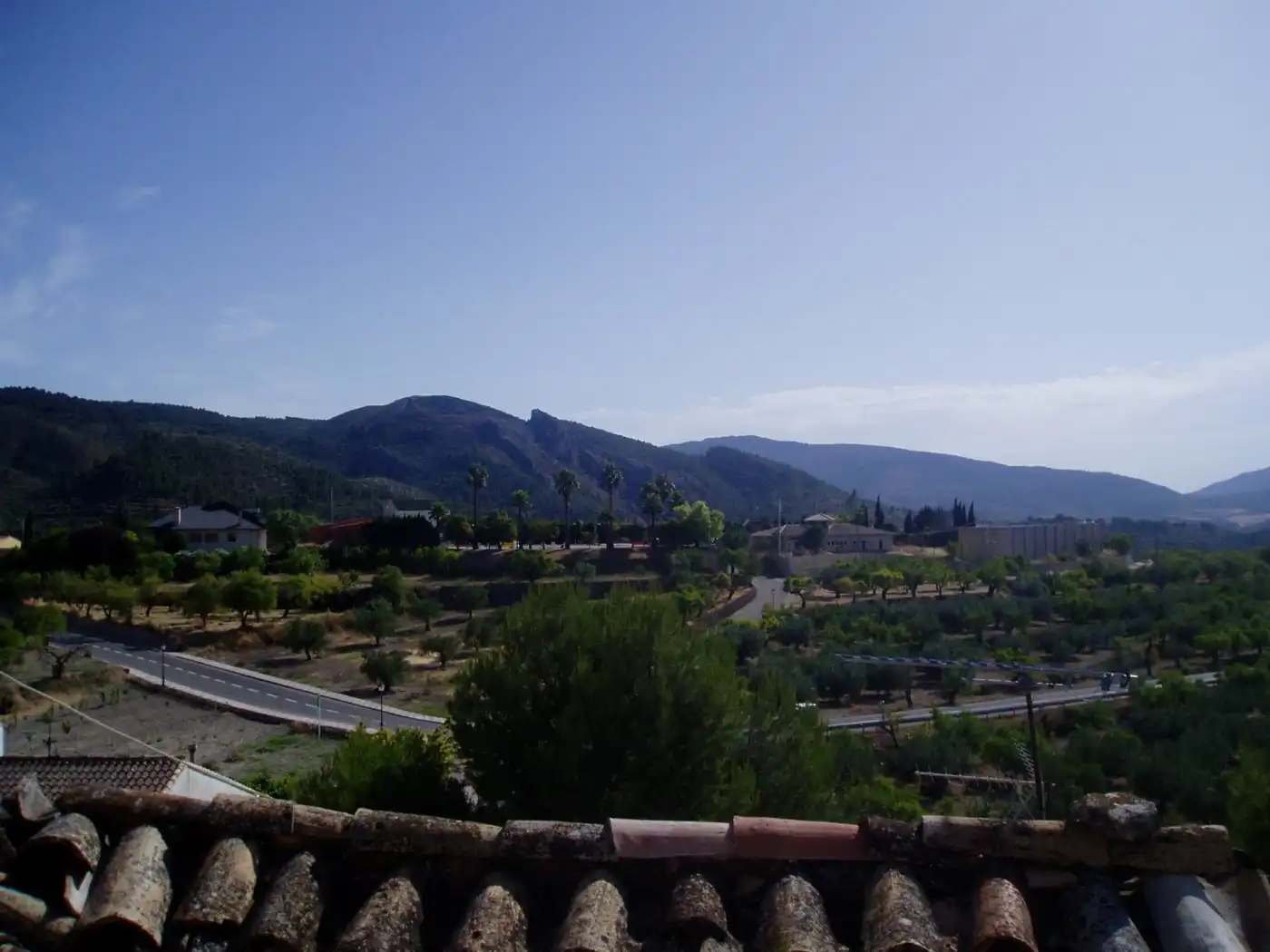 Vista exterior de Finca rústica en venda en Benasau amb Terrassa i Balcó