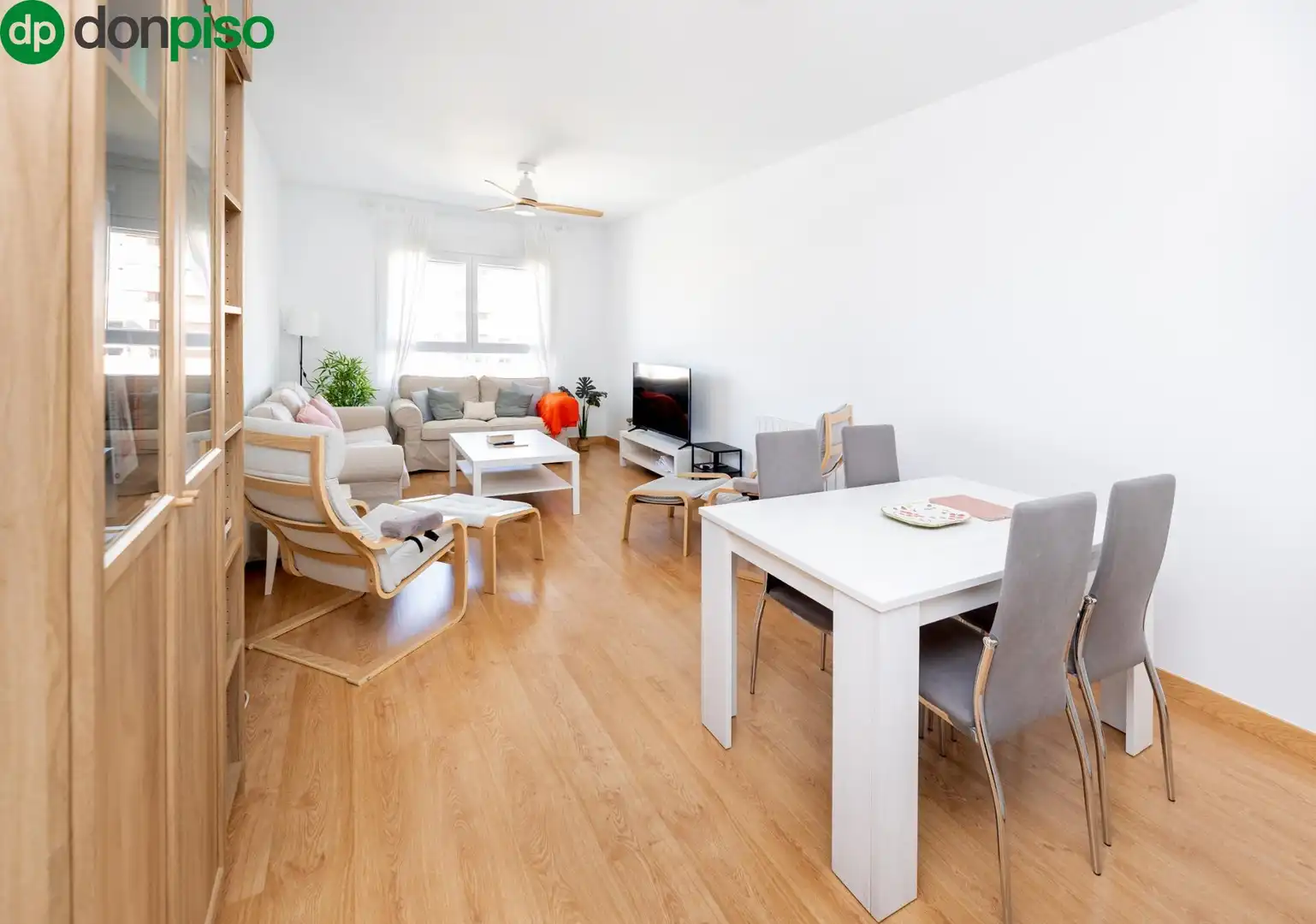 Flat for sale in Avenida DE LA ILUSTRACION, 115, Campus de la Salud