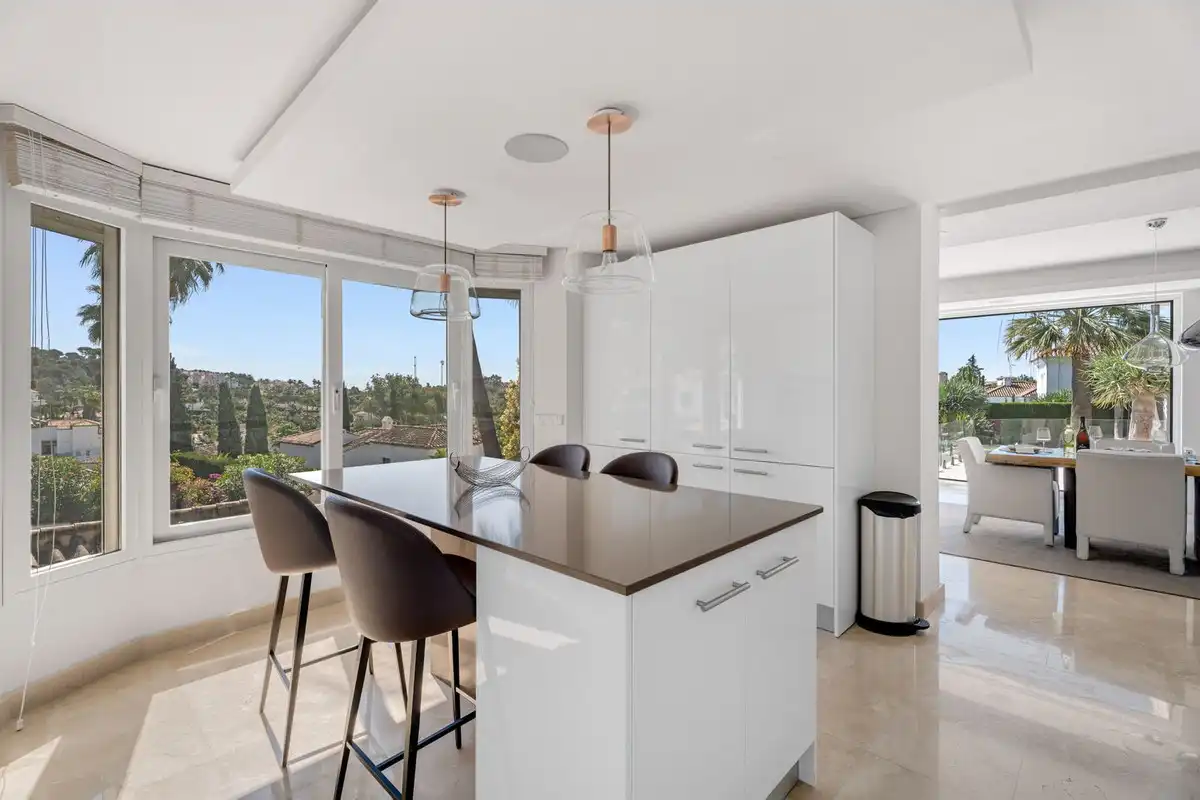 Villa mit Garten zum Verkauf in Nueva Andalucía, imagen 21
