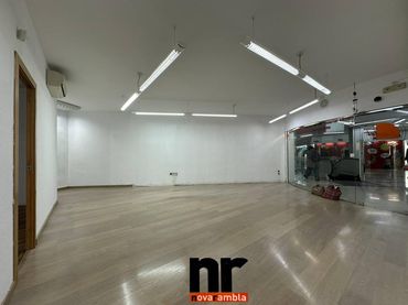 Local comercial de lloguer a Calle Nou