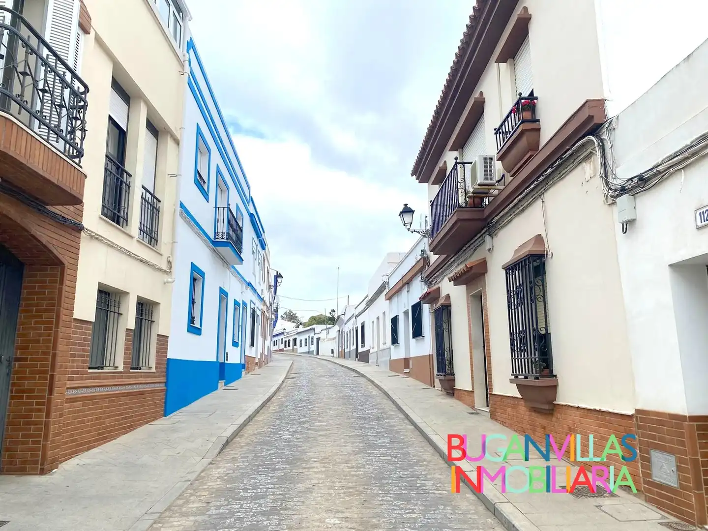 Houses for sale in Calle Galdames, Ayamonte ciudad