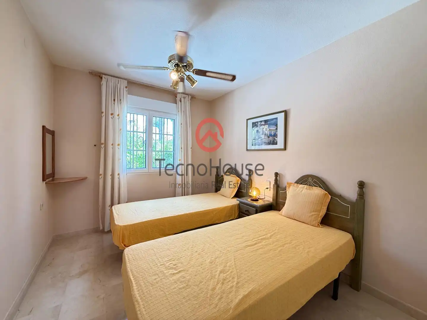 Casa a schiera con piscina in vendita a Calle Canal de la Mancha-Residencial Rioja V, imagen 17