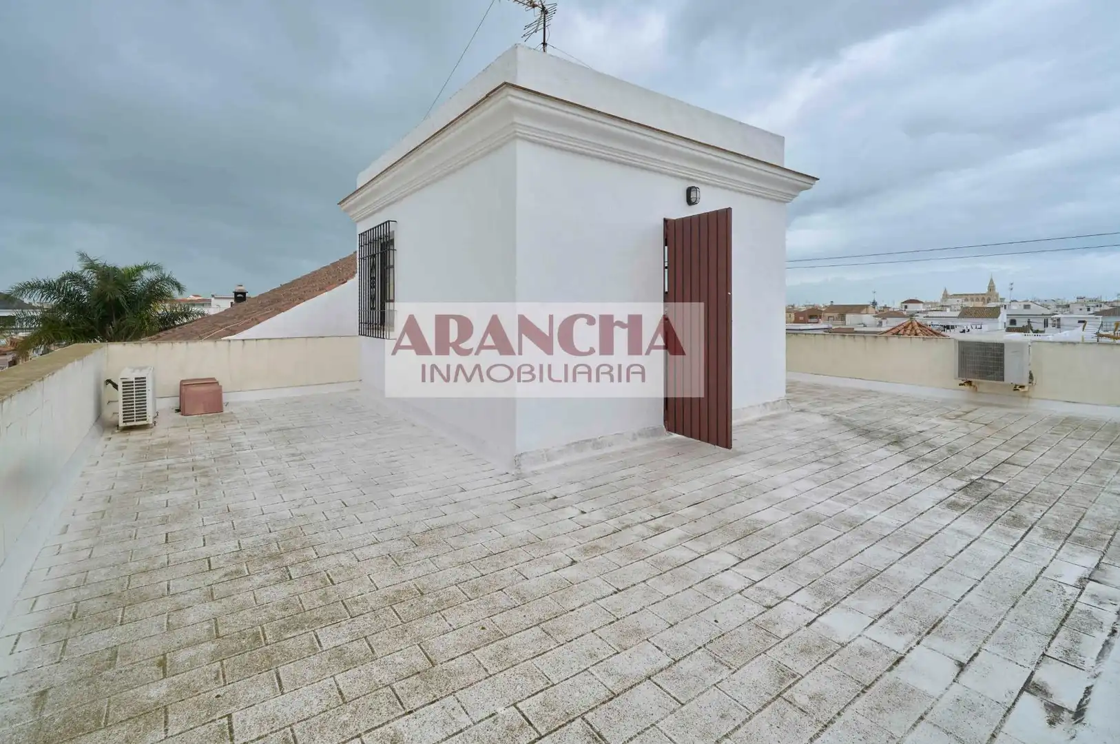 Exterior view of Houses for sale in Chipiona  with Air Conditioner, Terrace and Storage room