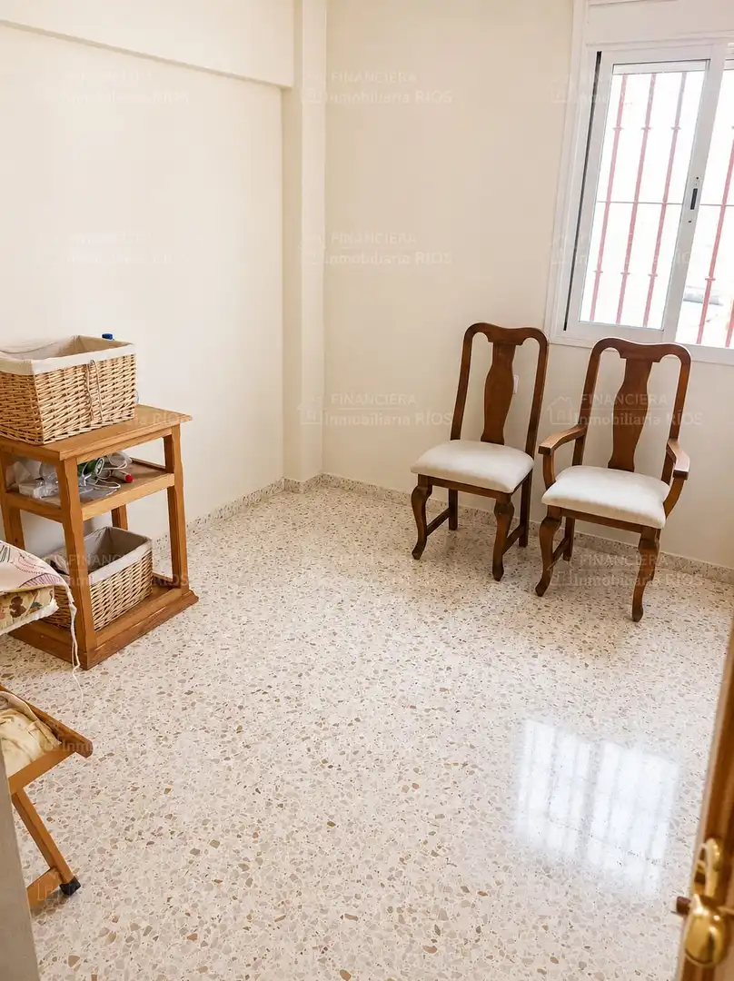 Living room of Houses for sale in Alcalá de Guadaira  with Air Conditioner, Terrace and Storage room