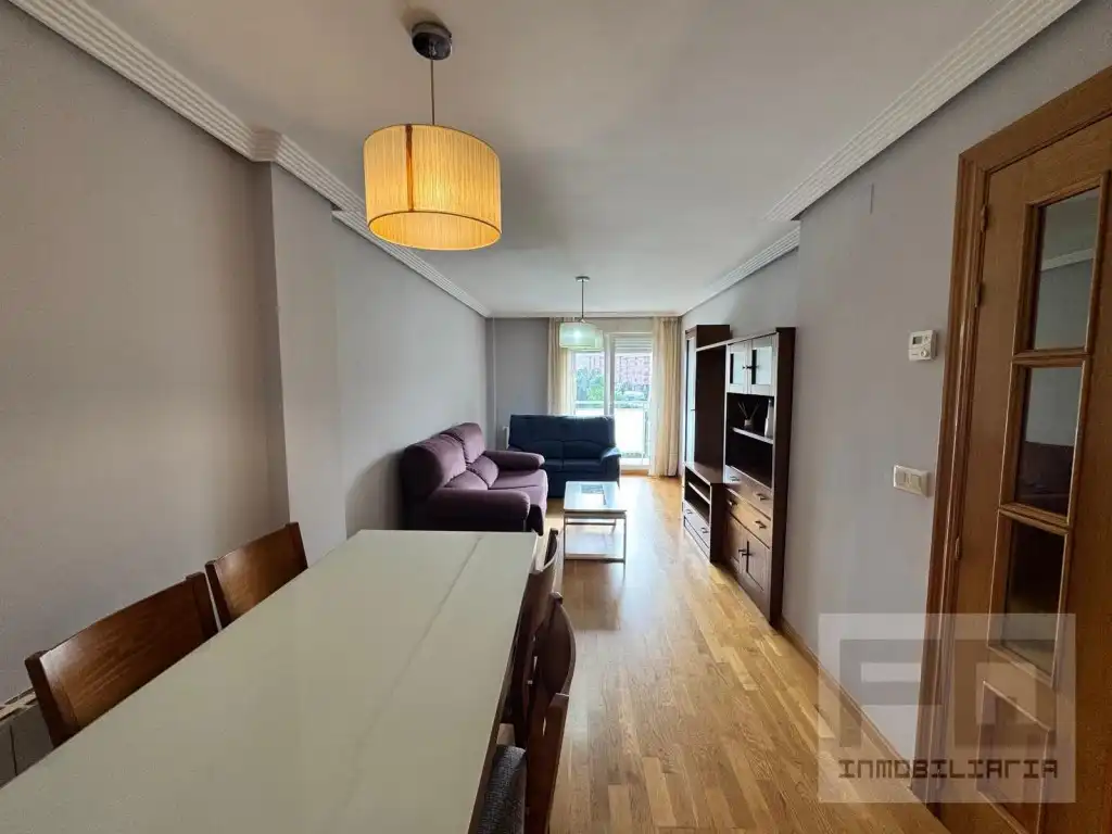 Außenansicht von Wohnung zum Verkauf in Ávila