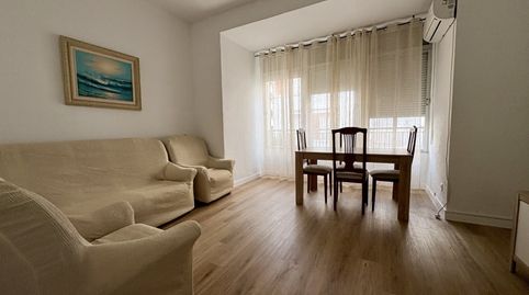 Foto 3 de Piso de alquiler en Calle Alcalde Sanz Noguer, Ciudad Jardín - Zoco, Córdoba Capital