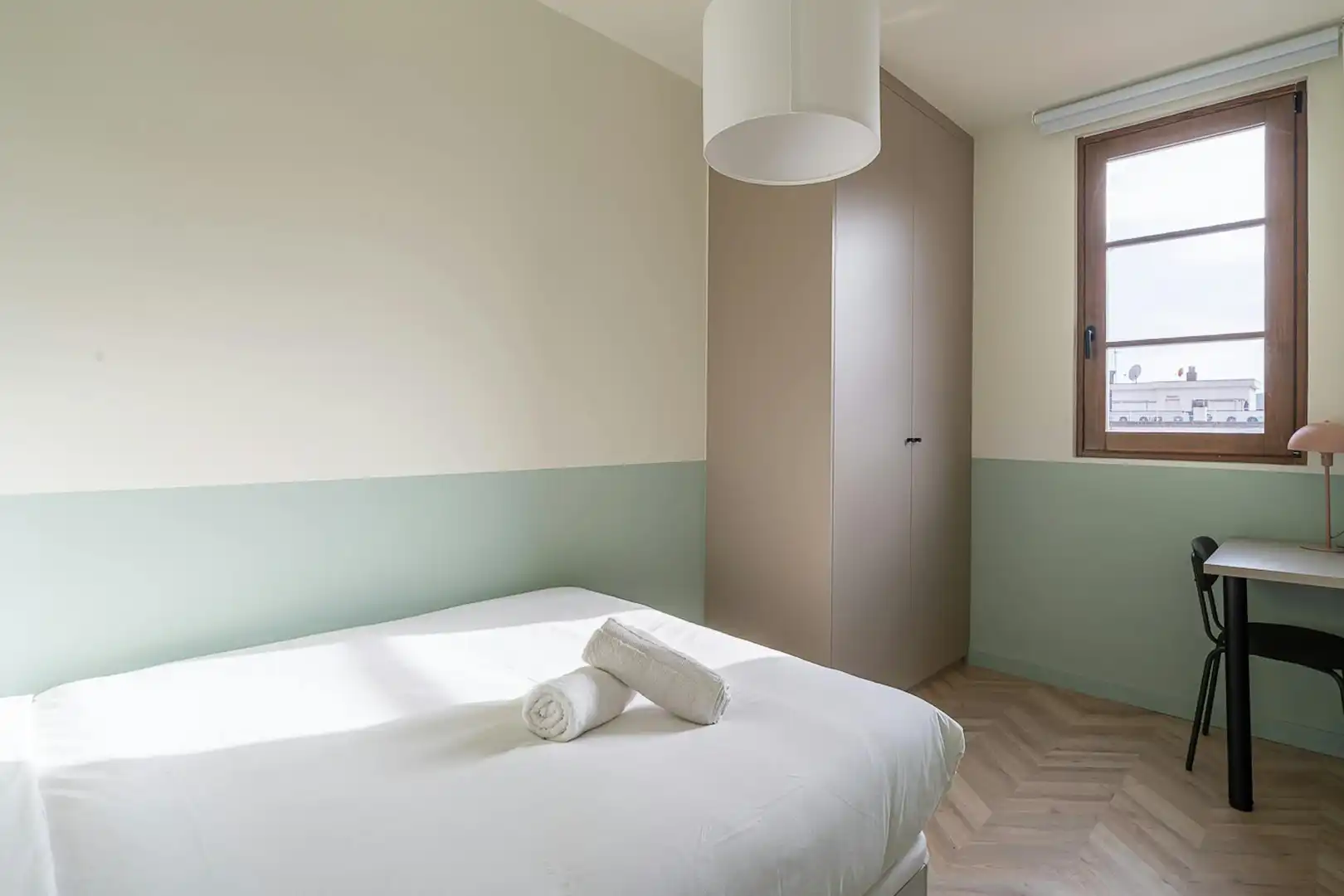 Bedroom of Flat for rent in Barcelona  with Air Conditioner, Heating and Furnished