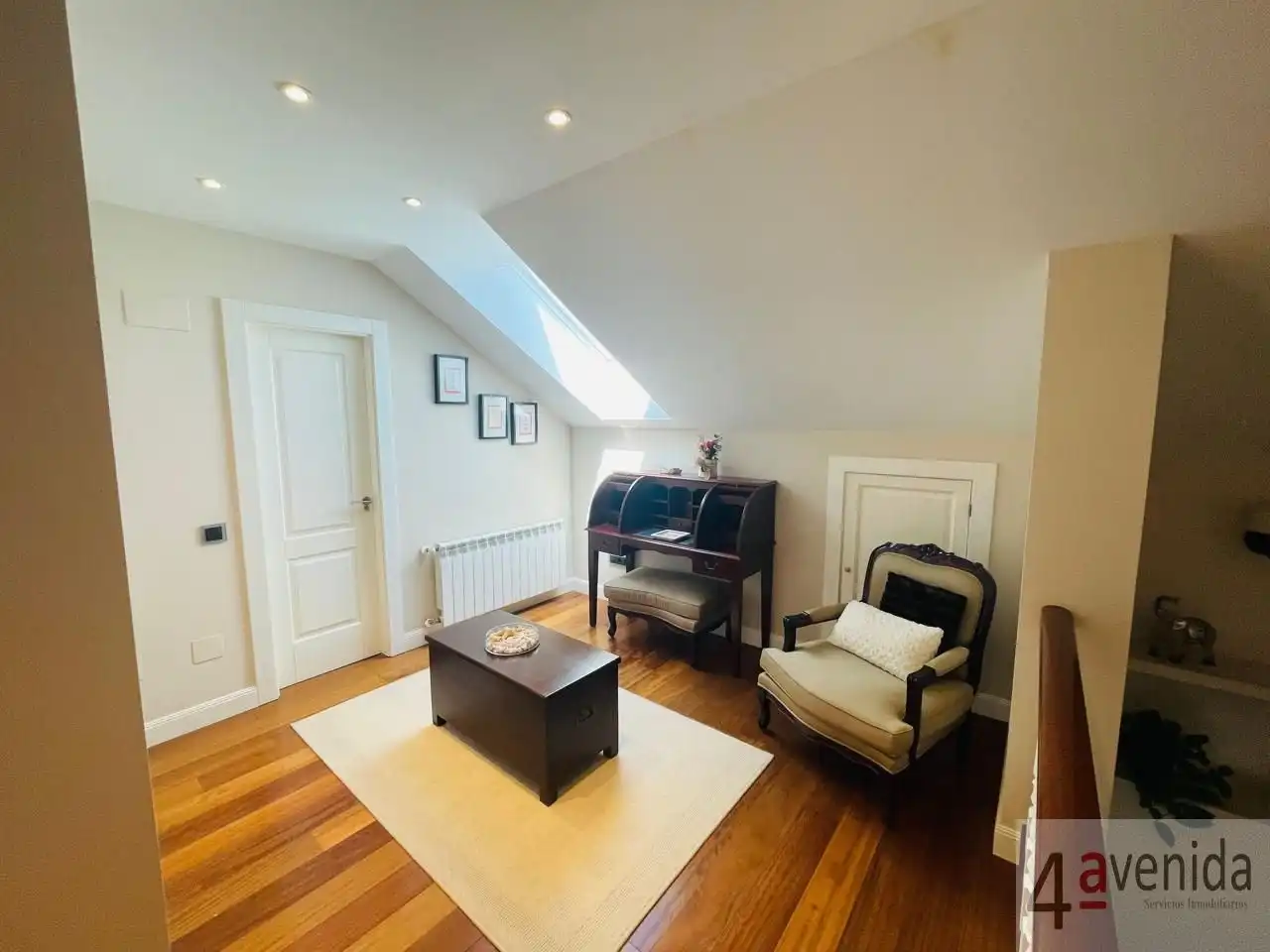 Living room of Houses for sale in Las Regueras    with Heating, Private garden and Swimming Pool
