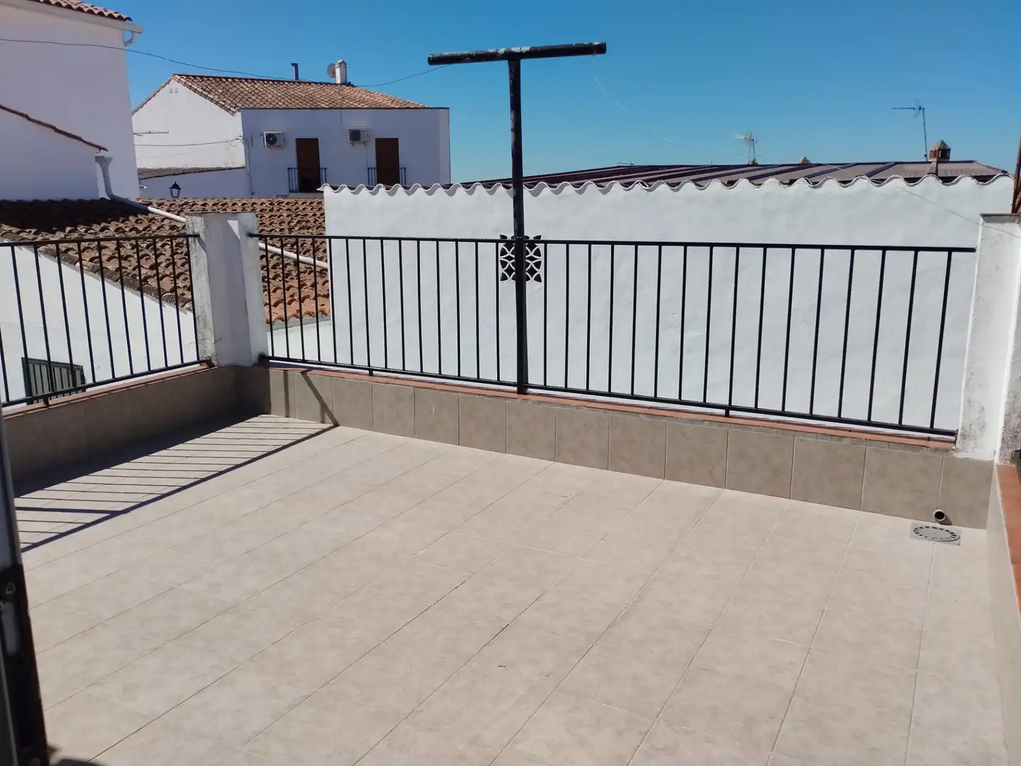 Terrassa de Pis en venda en Jerez de los Caballeros amb Traster i Balcó