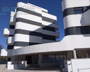 Vista exterior de Pis en venda en Torremolinos amb Aire condicionat, Terrassa i Piscina