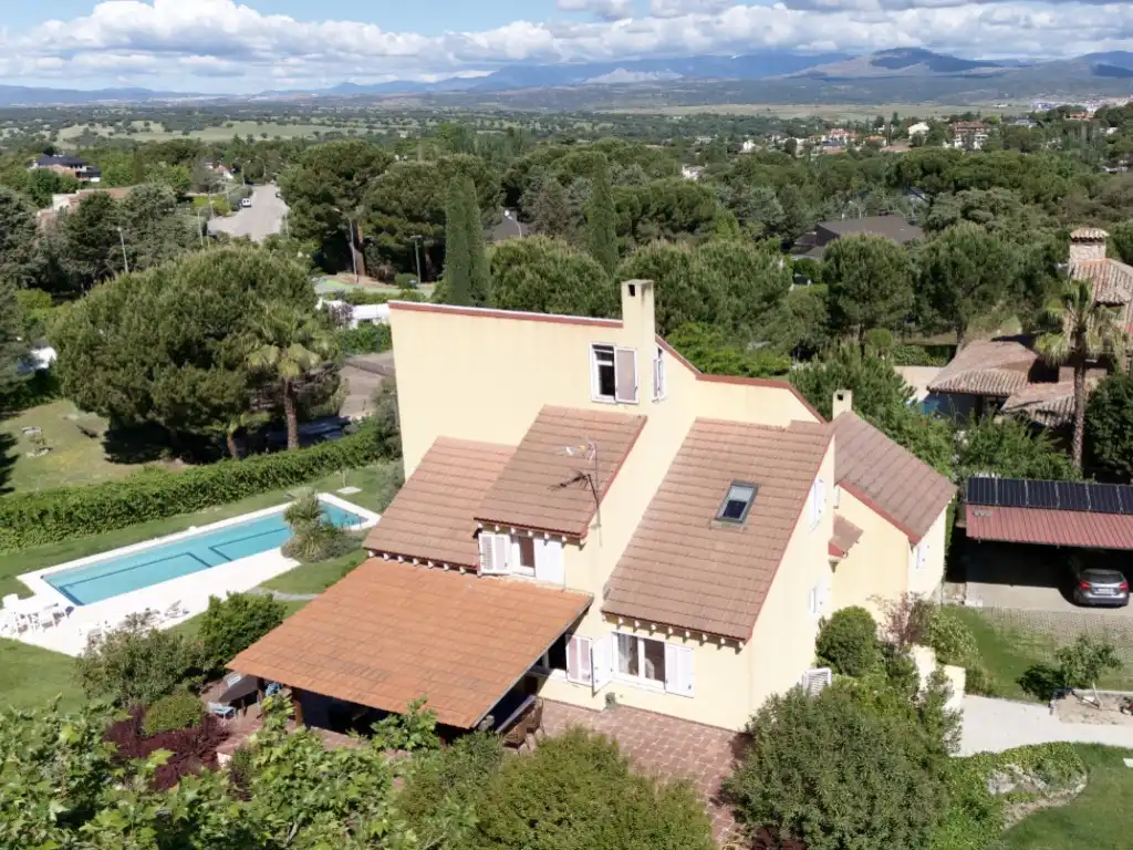 Vista exterior de Casa o xalet en venda en Algete