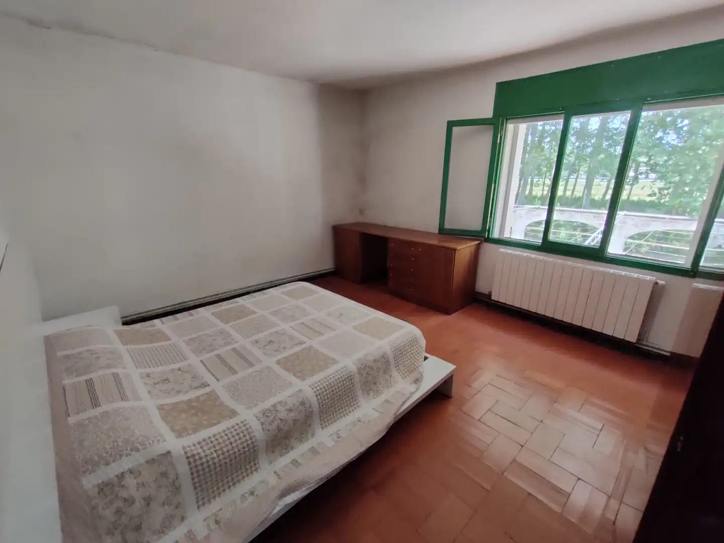 Bedroom of Country homes for sale in Bescanó  with Heating, Private garden and Terrace