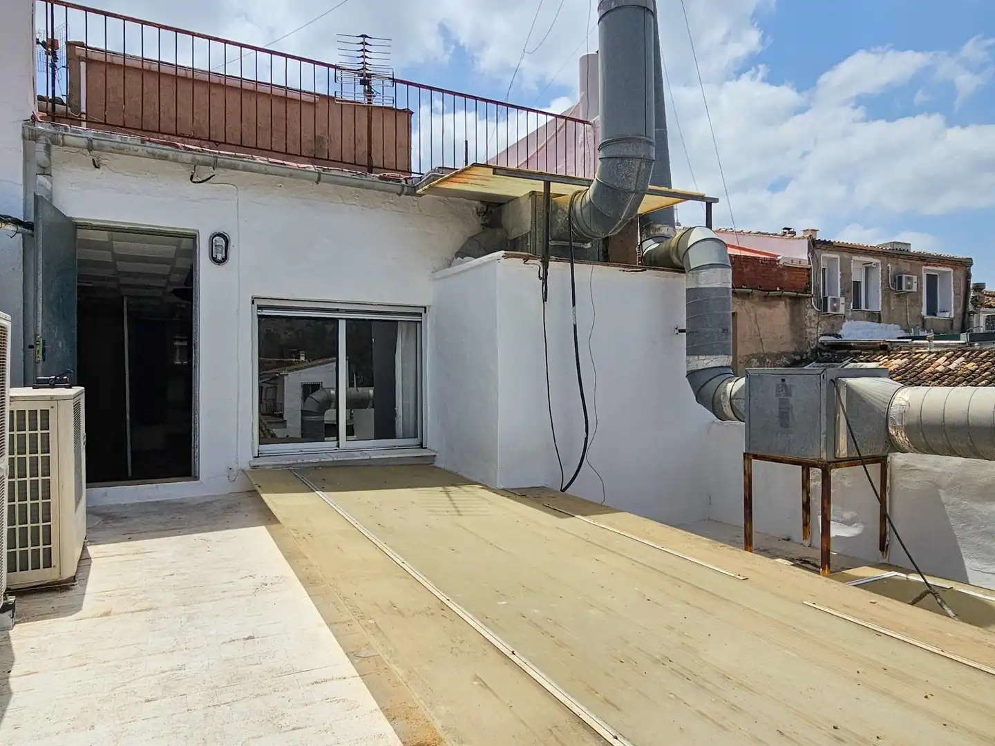 Vista exterior de Local en venta en Ròtova con Aire acondicionado y Amueblado