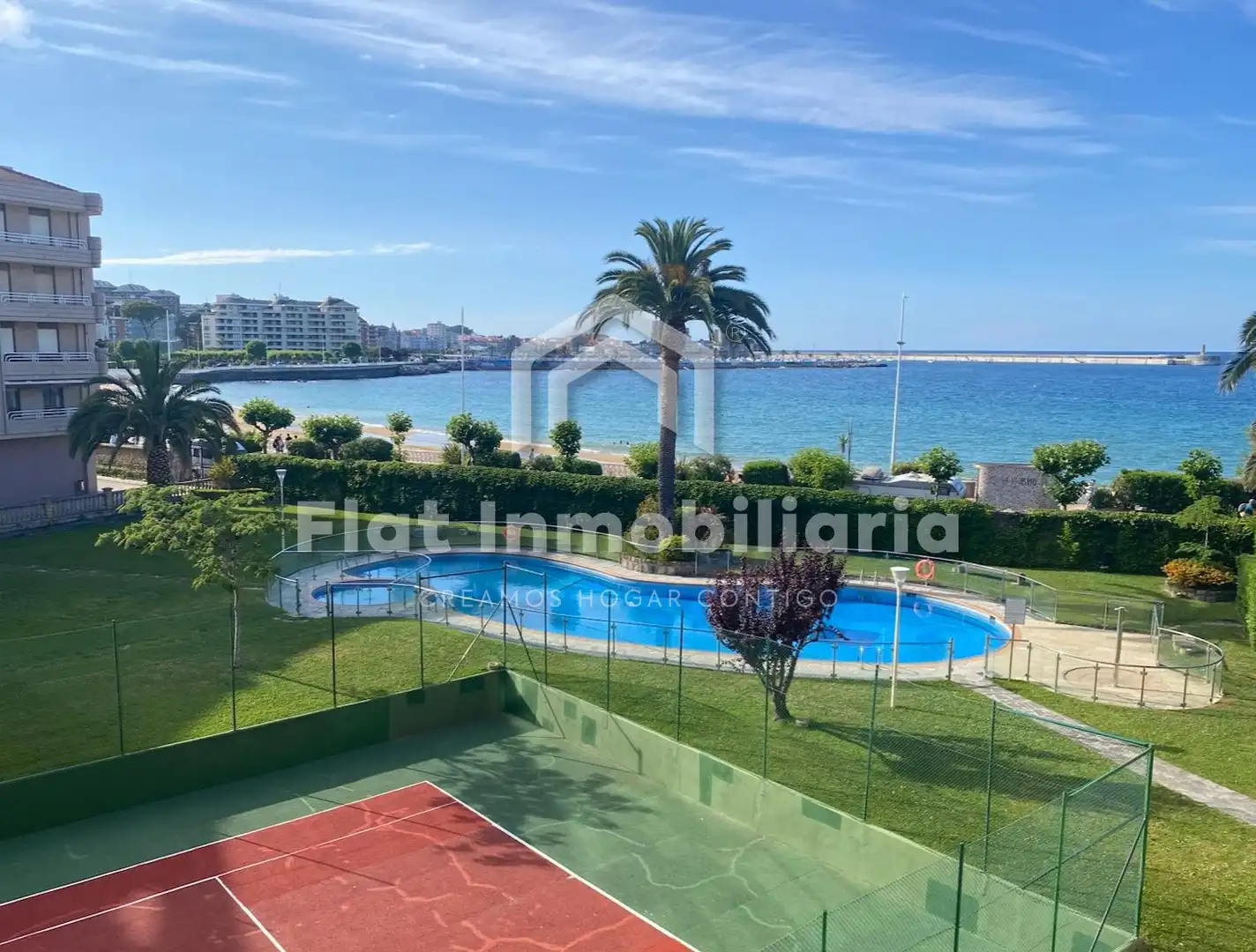 Parking de Piso en venta en Castro-Urdiales con Calefacción, Parquet y Terraza