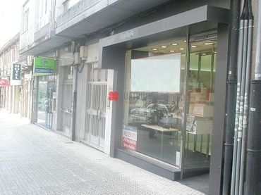 Local comercial en venda a Ensanche - Sar