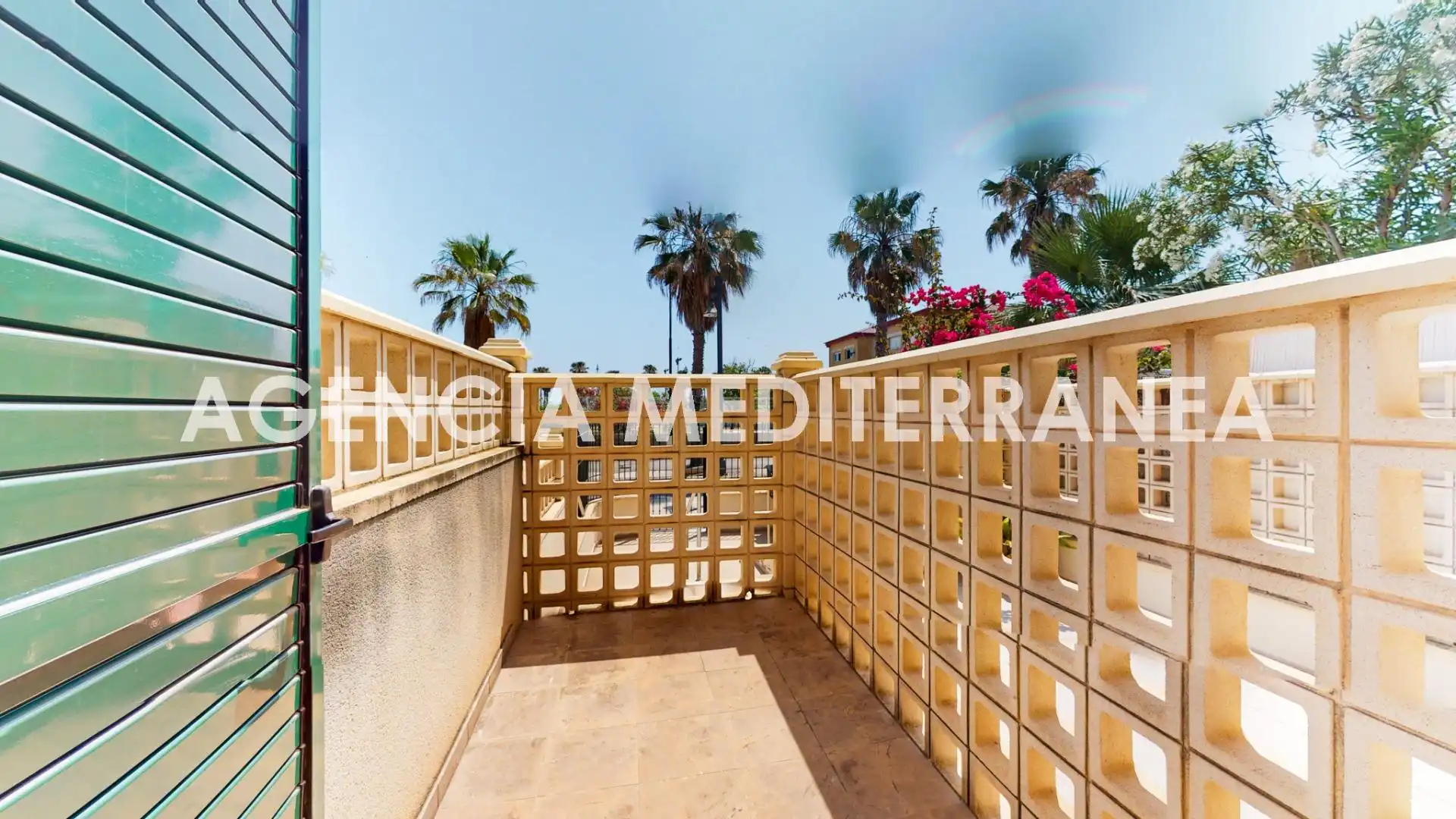 Maisonette zum Verkauf in Calle de Isabel de Villena, La Malva-rosa