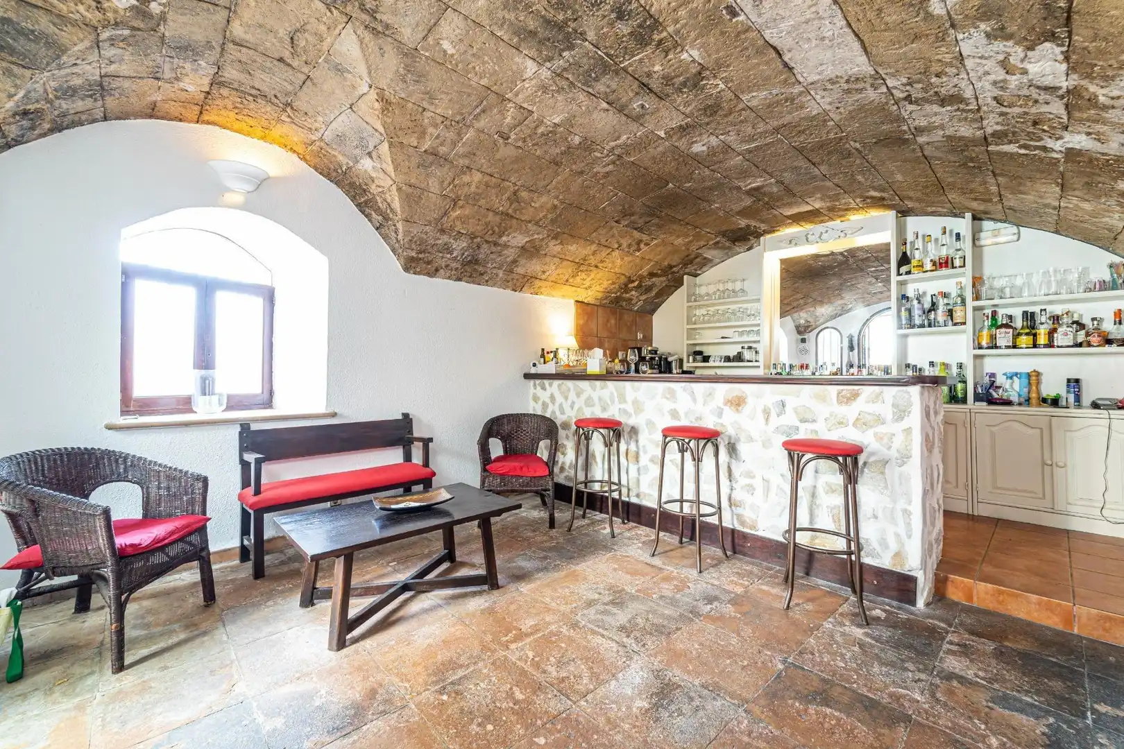 Local en venta en Capdepera con Calefacción, Terraza y Amueblado