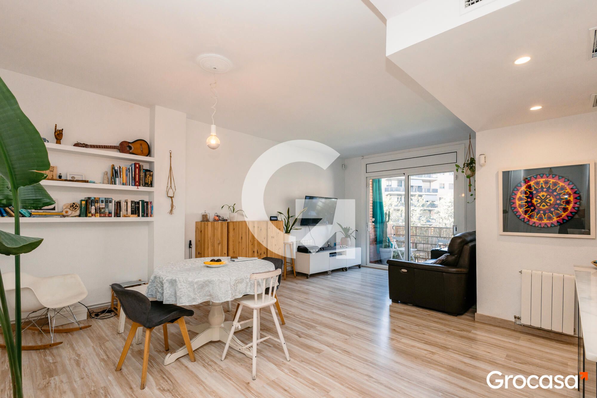 Vista exterior de Piso en venta en Esplugues de Llobregat con Aire acondicionado, Calefacción y Horno