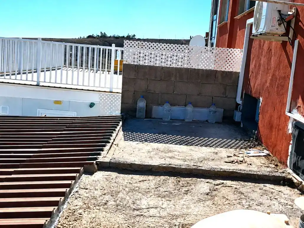 Terrassa de Pis en venda en San Bartolomé de Tirajana amb Piscina i Moblat