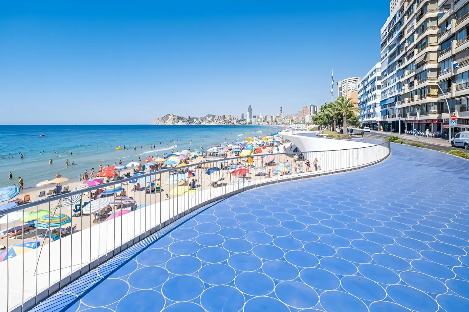 Vista exterior de Piso en venta en Benidorm con Aire acondicionado, Jardín privado y Terraza