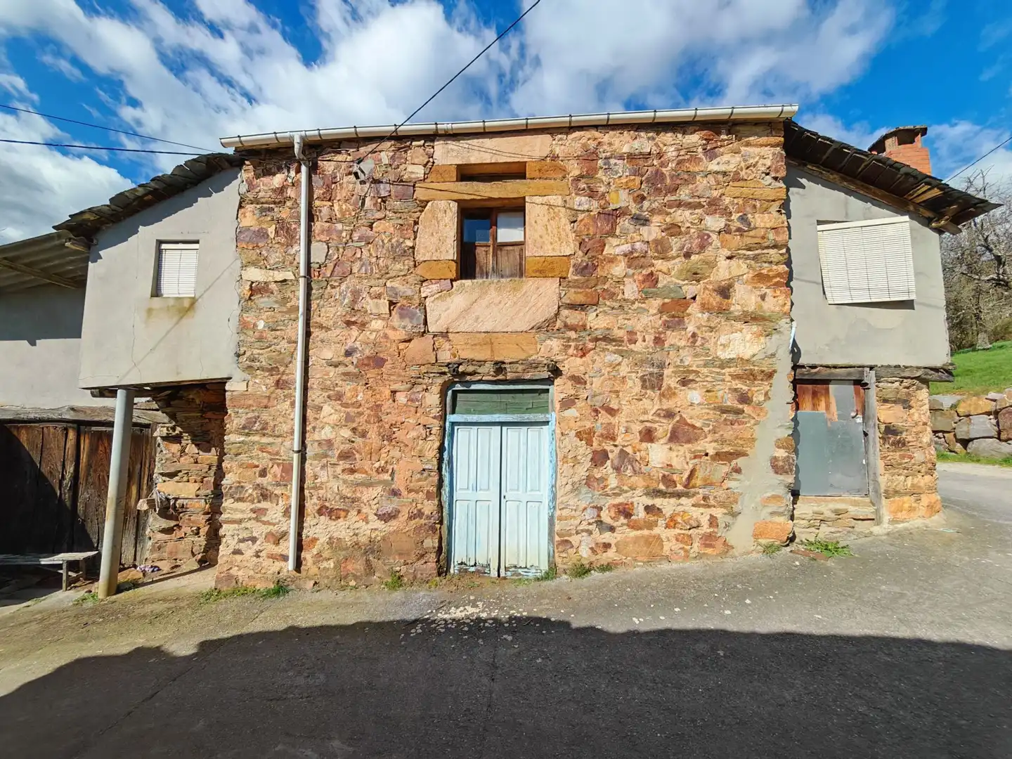 Vista exterior de Finca rústica en venda en Sancedo amb Jardí privat