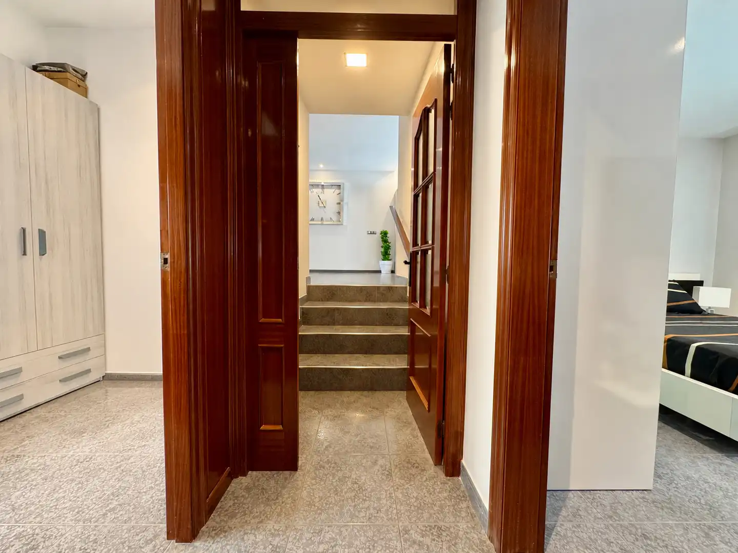 Piso en venta en Sant Boi de Llobregat con Aire acondicionado, Terraza y Trastero