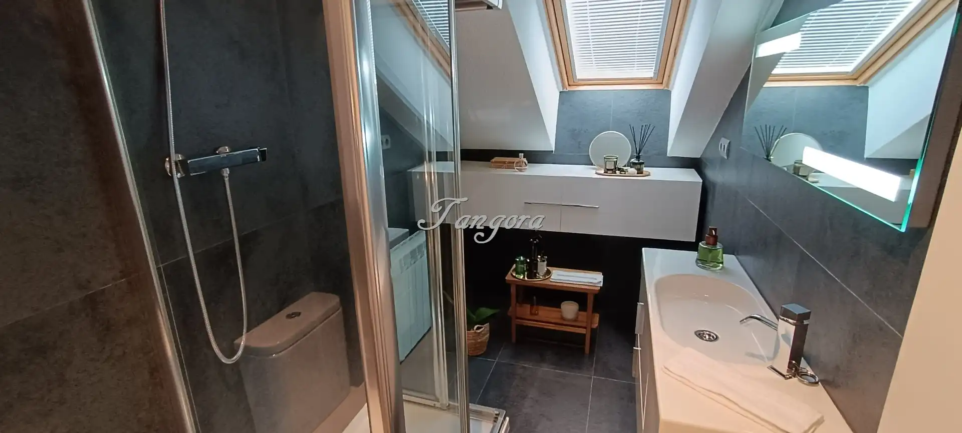 Baño de Ático en venta en Ribamontán al Mar con Calefacción, Jardín privado y Parquet