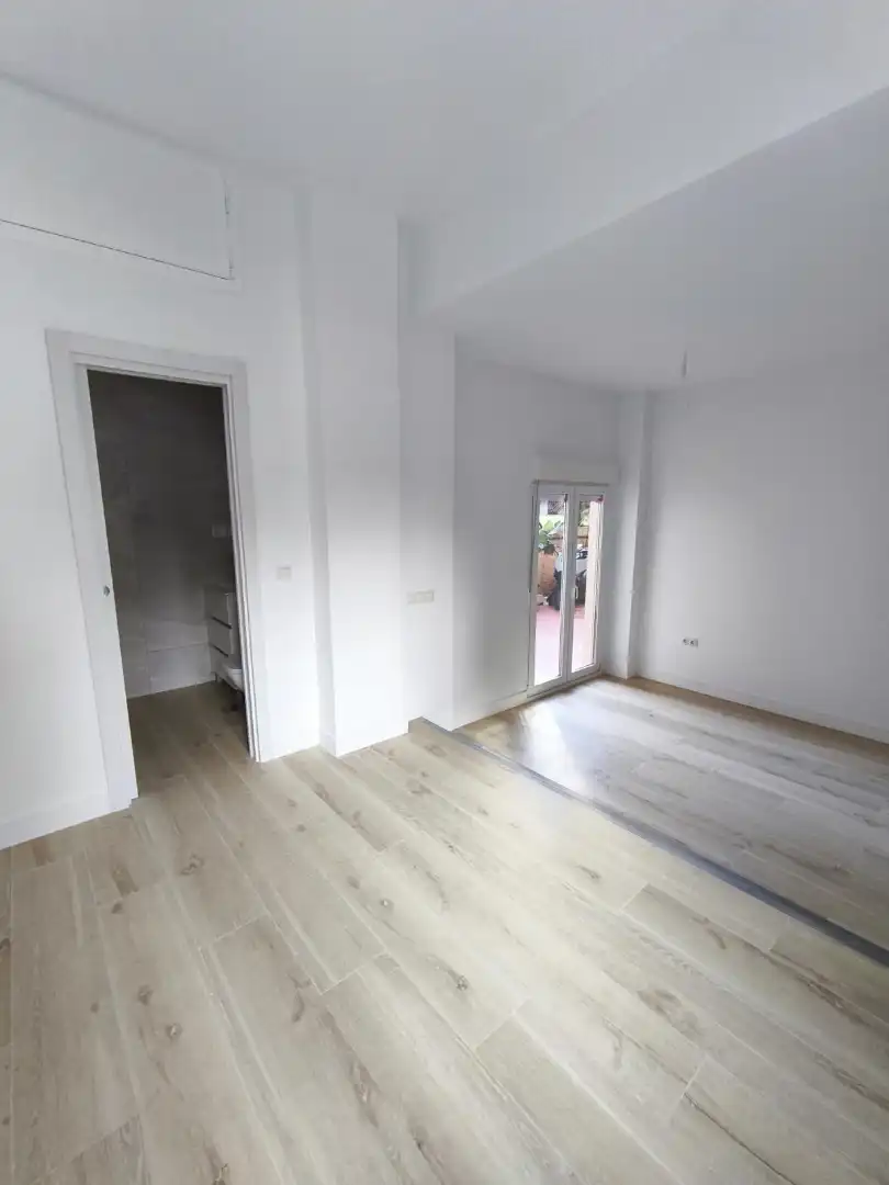 Bedroom of Study for sale in Málaga  with Alarm