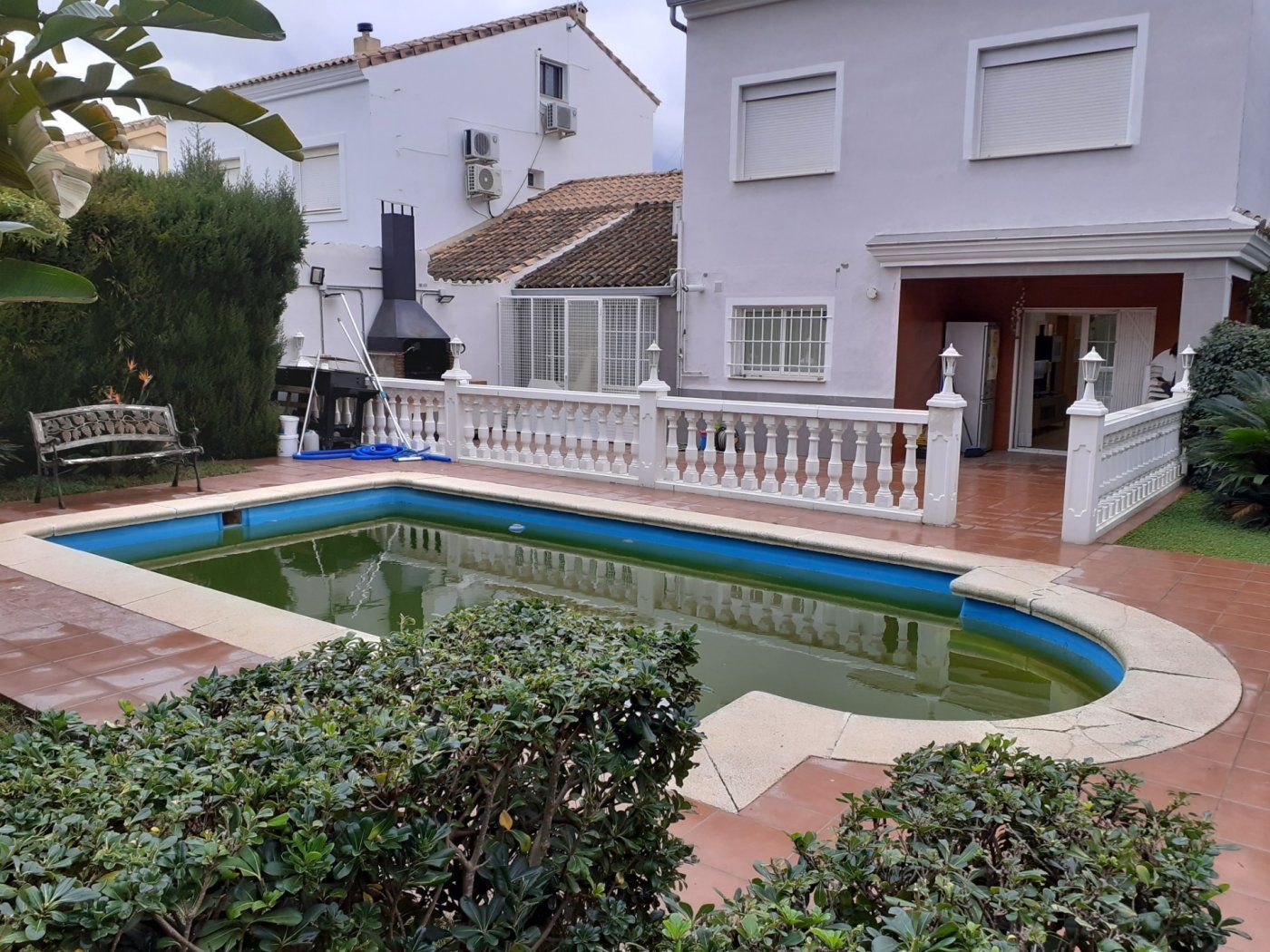 Piscina de Casa o xalet en venda en San Antonio de Benagéber amb Aire condicionat, Calefacció i Jardí privat