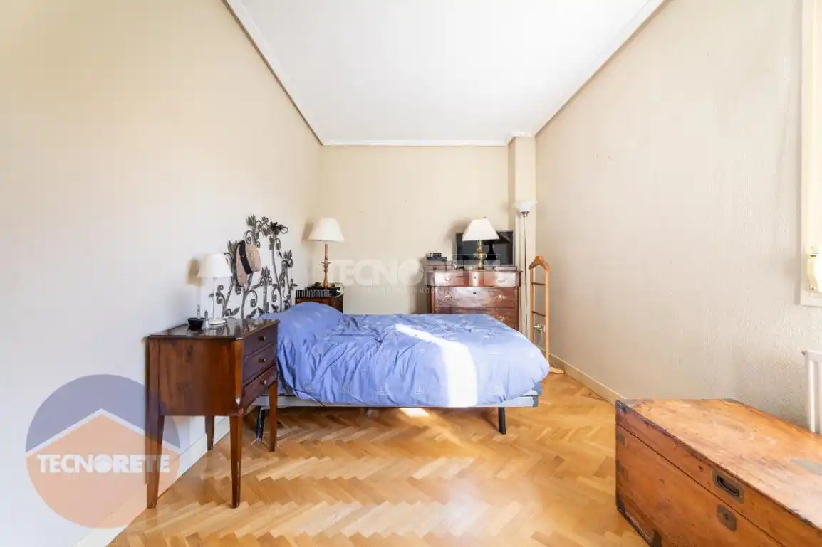 Habitación de Piso en venta en Majadahonda con Aire acondicionado y Piscina comunitaria