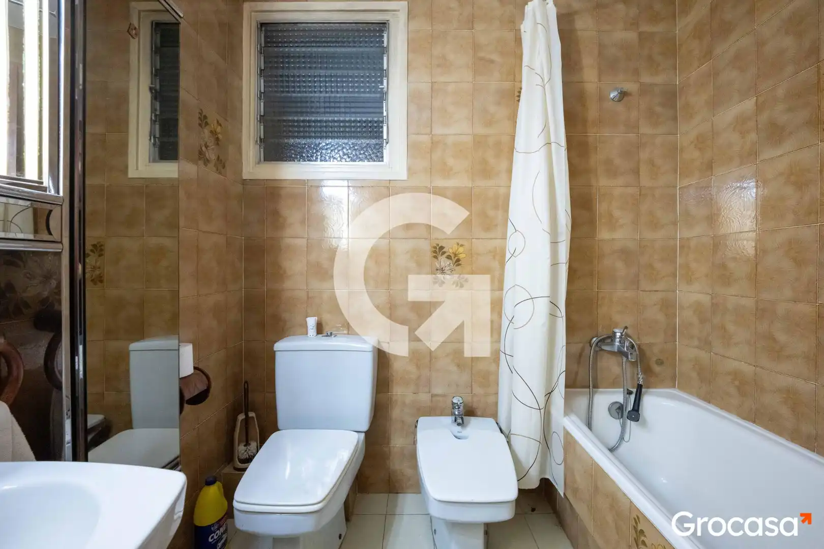 Bathroom of Flat for sale in Mataró  with Oven and Balcony