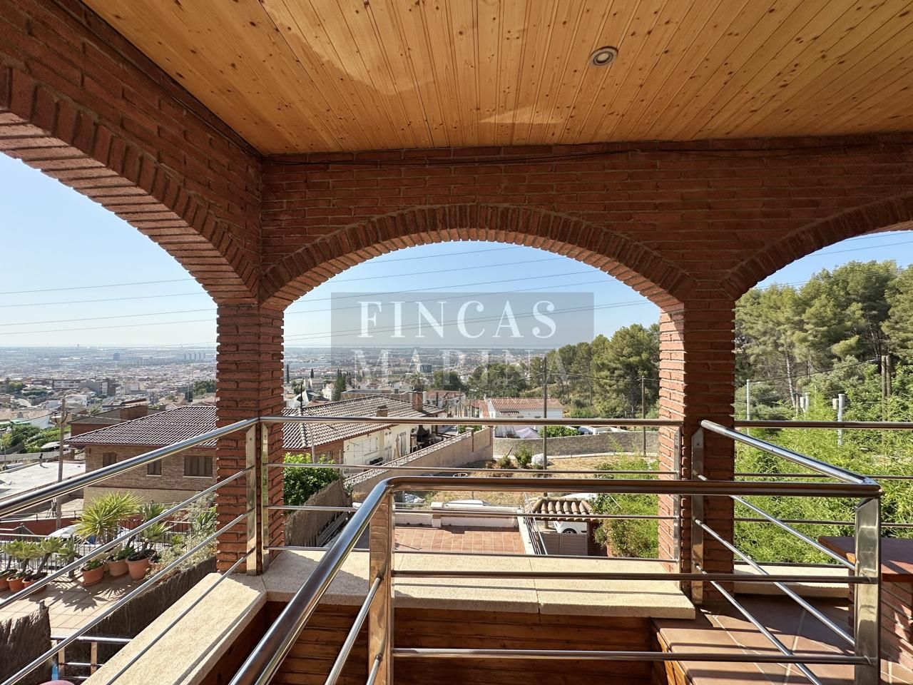 Terrassa de Casa o xalet en venda en Viladecans amb Aire condicionat, Calefacció i Jardí privat