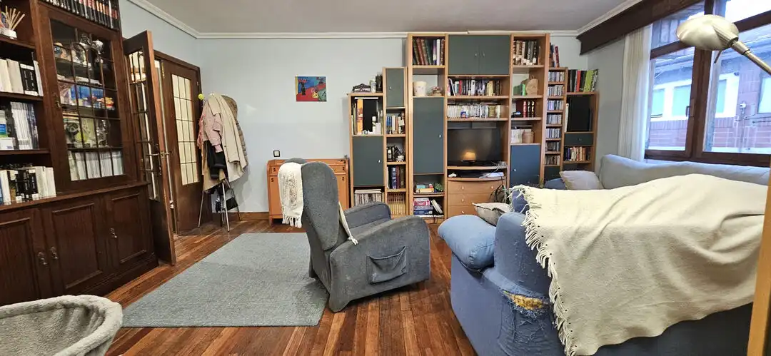 Wohnzimmer von Wohnung zum Verkauf in Getxo  mit Heizung und Abstellraum