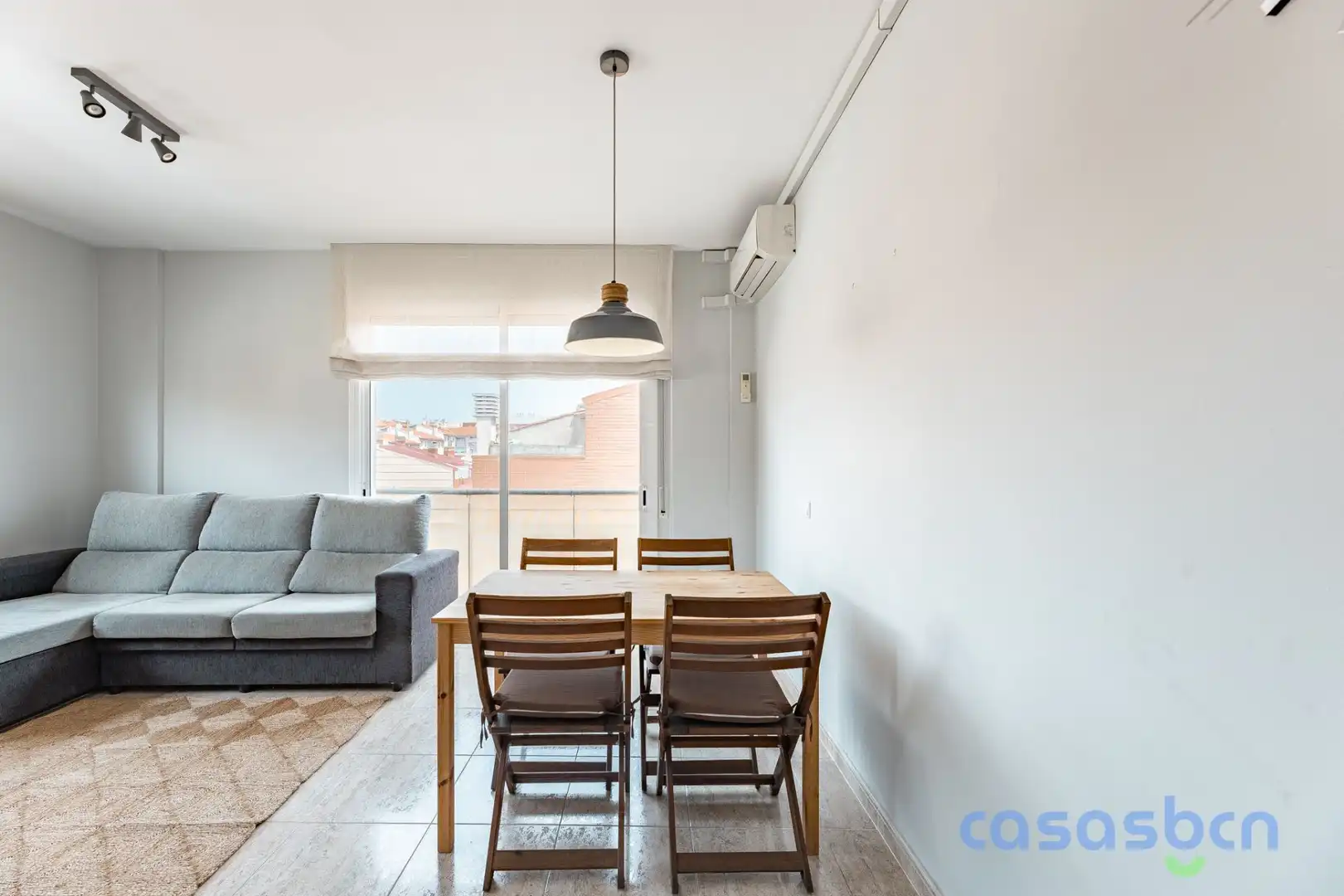 Exterior view of Flat for sale in Terrassa  with Air Conditioner and Heating