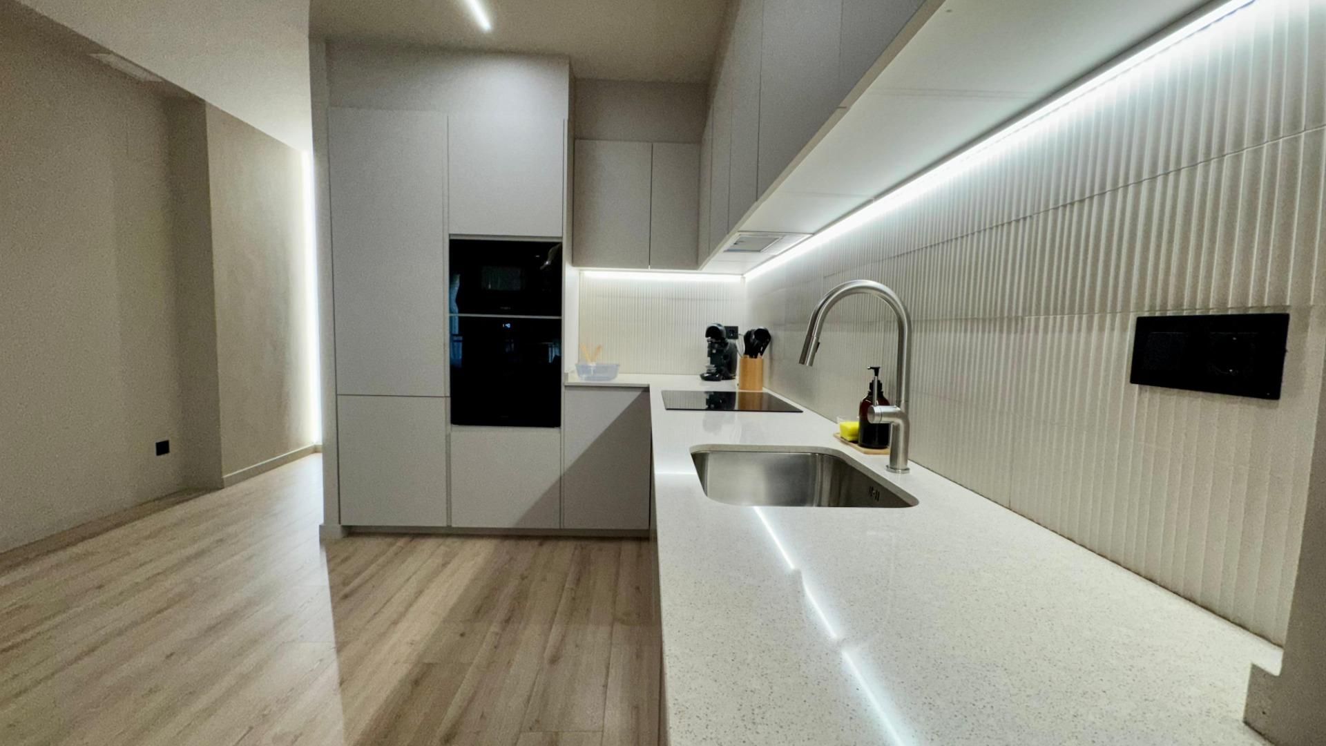 Kitchen of Flat to rent in Santa Coloma de Gramenet  with Air Conditioner, Heating and Balcony