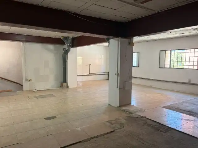 Local comercial en venta en Carrer de la Font de la Barona, imagen 14