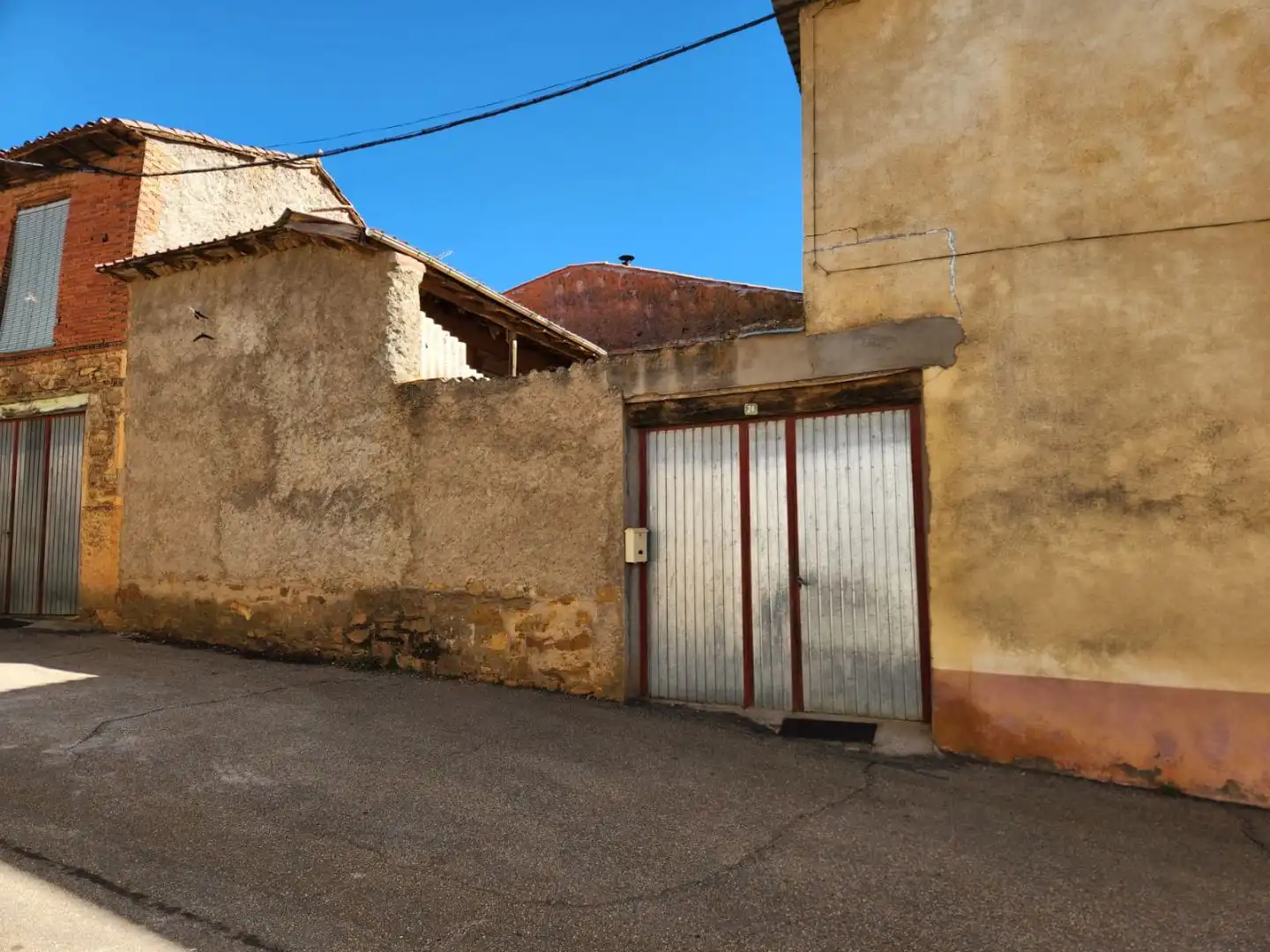 Vista exterior de Casa o xalet en venda en Ayoó de Vidriales amb Terrassa