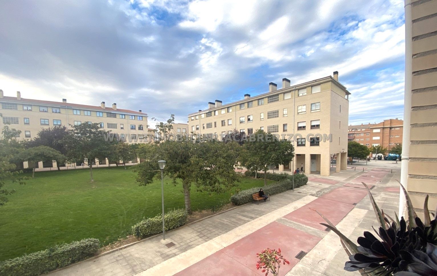 Vista exterior de Piso en venta en Beriáin con Calefacción, Parquet y Horno