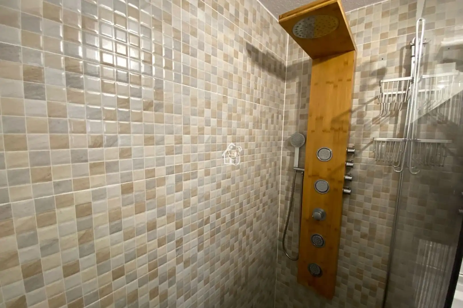 Bathroom of Flat for rent in Torrevieja  with Terrace, Swimming Pool and Furnished