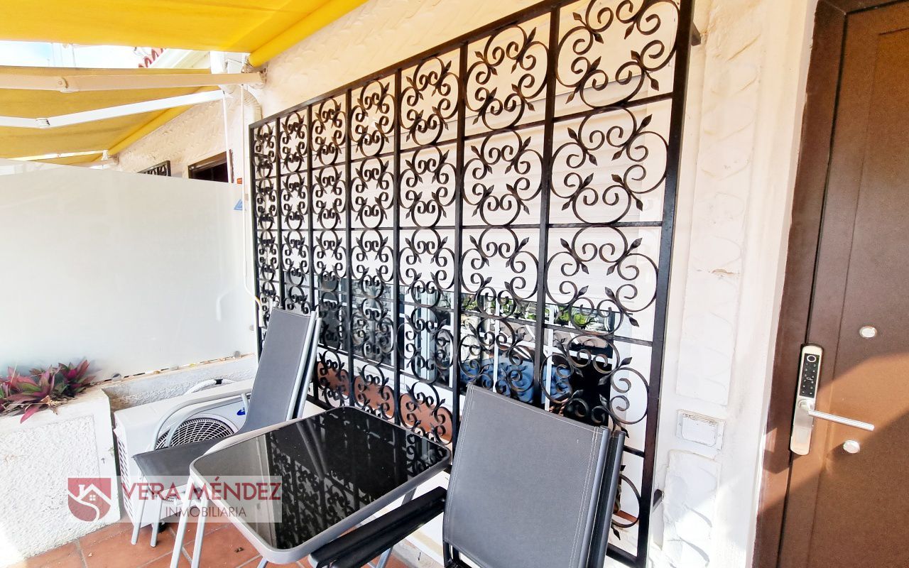 Flat for sale in Medico ernesto castro, Guayonje - Mesa del Mar