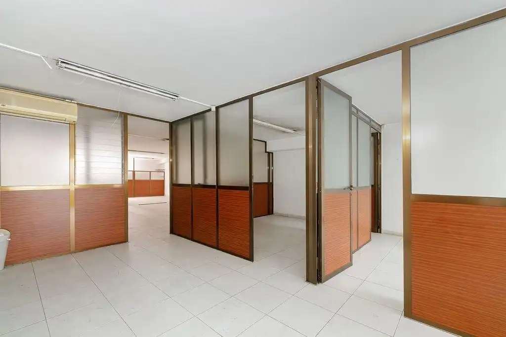 Oficina en venta en Avenida de la Florida, 59, As Travesas - Balaídos
