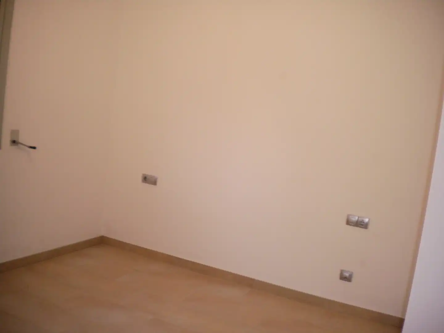 Flat for rent in Terrassa  with Heating, Parquet flooring and Oven