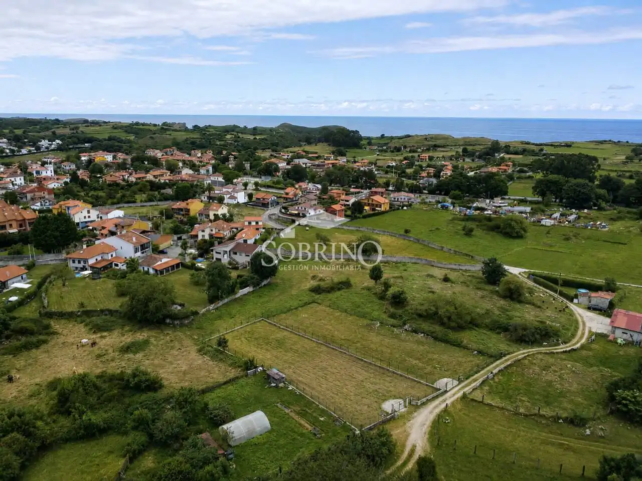 Terreno rustico in vendita a Calle poo de llanes 1