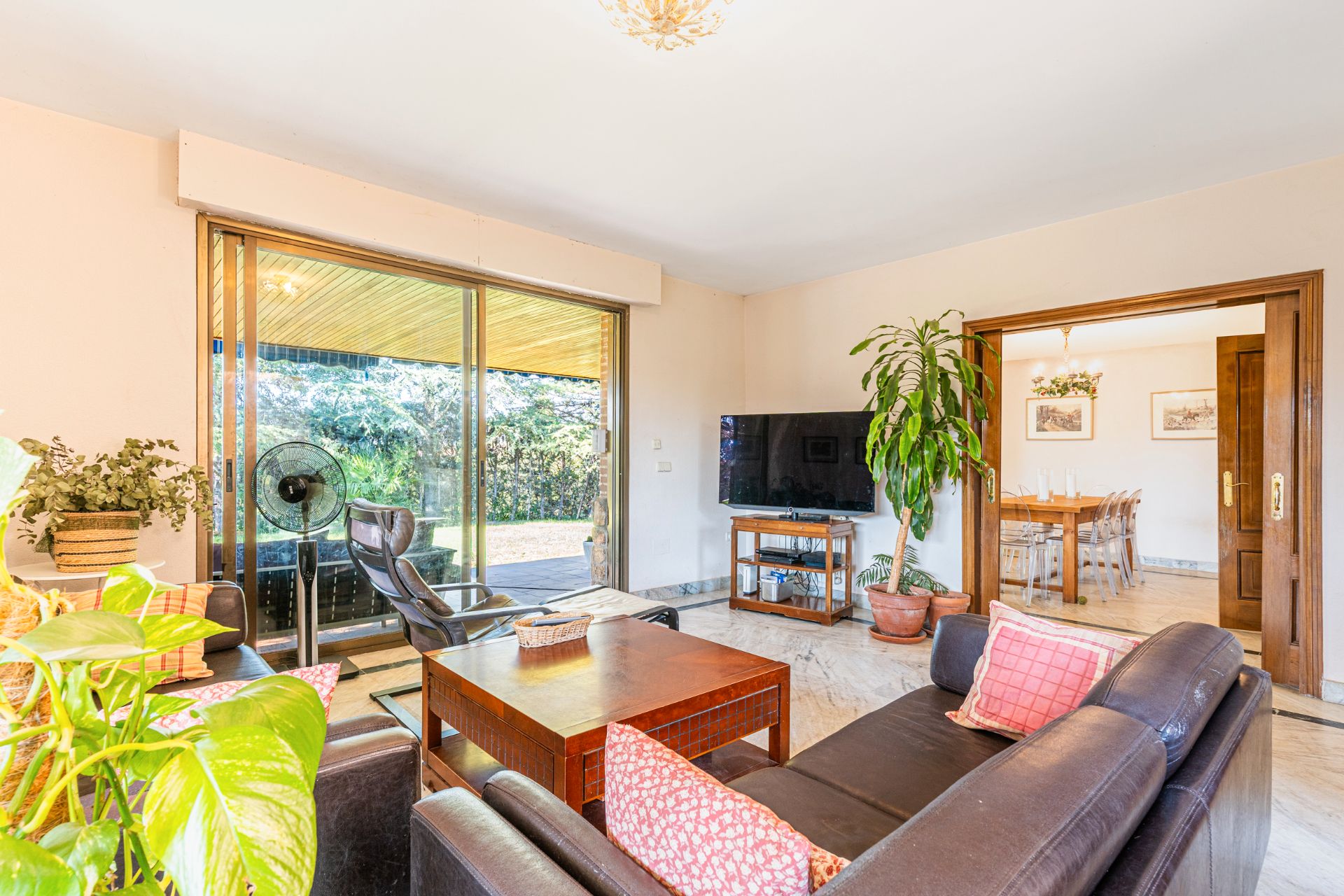 Living room of House or chalet for sale in Majadahonda  with Air Conditioner, Heating and Private garden