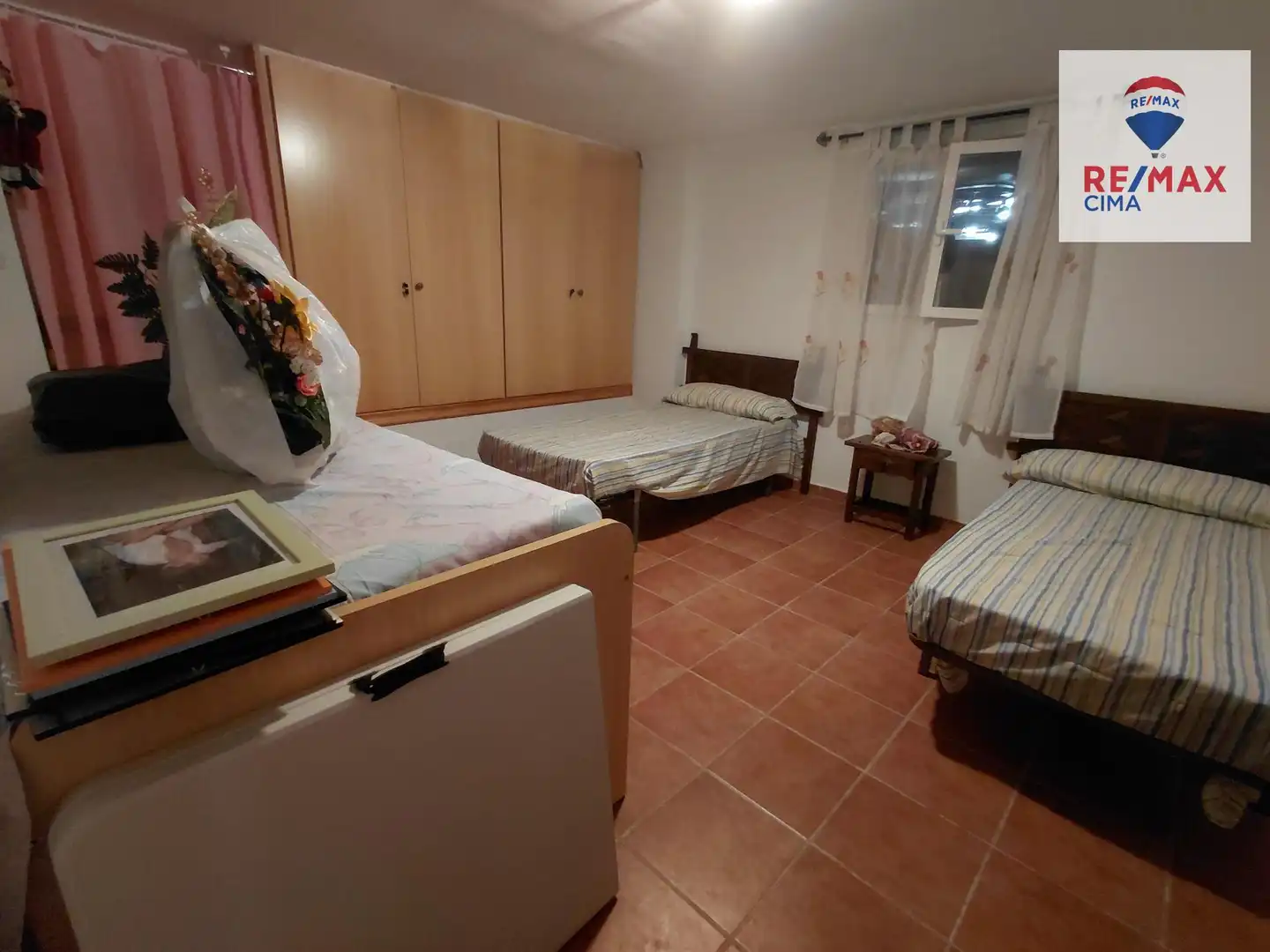Habitación de Casa o chalet en venta en Cortes de Baza con Jardín privado